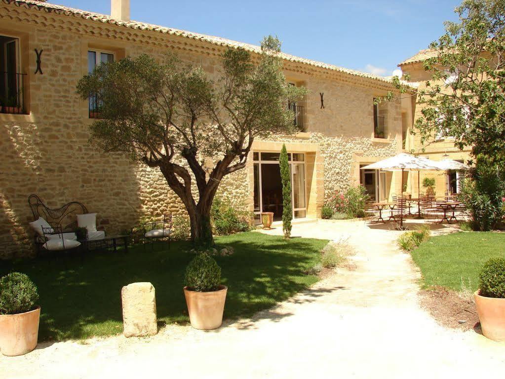 Chambres D'Hotes La Maison De Leonie Collias Exterior photo